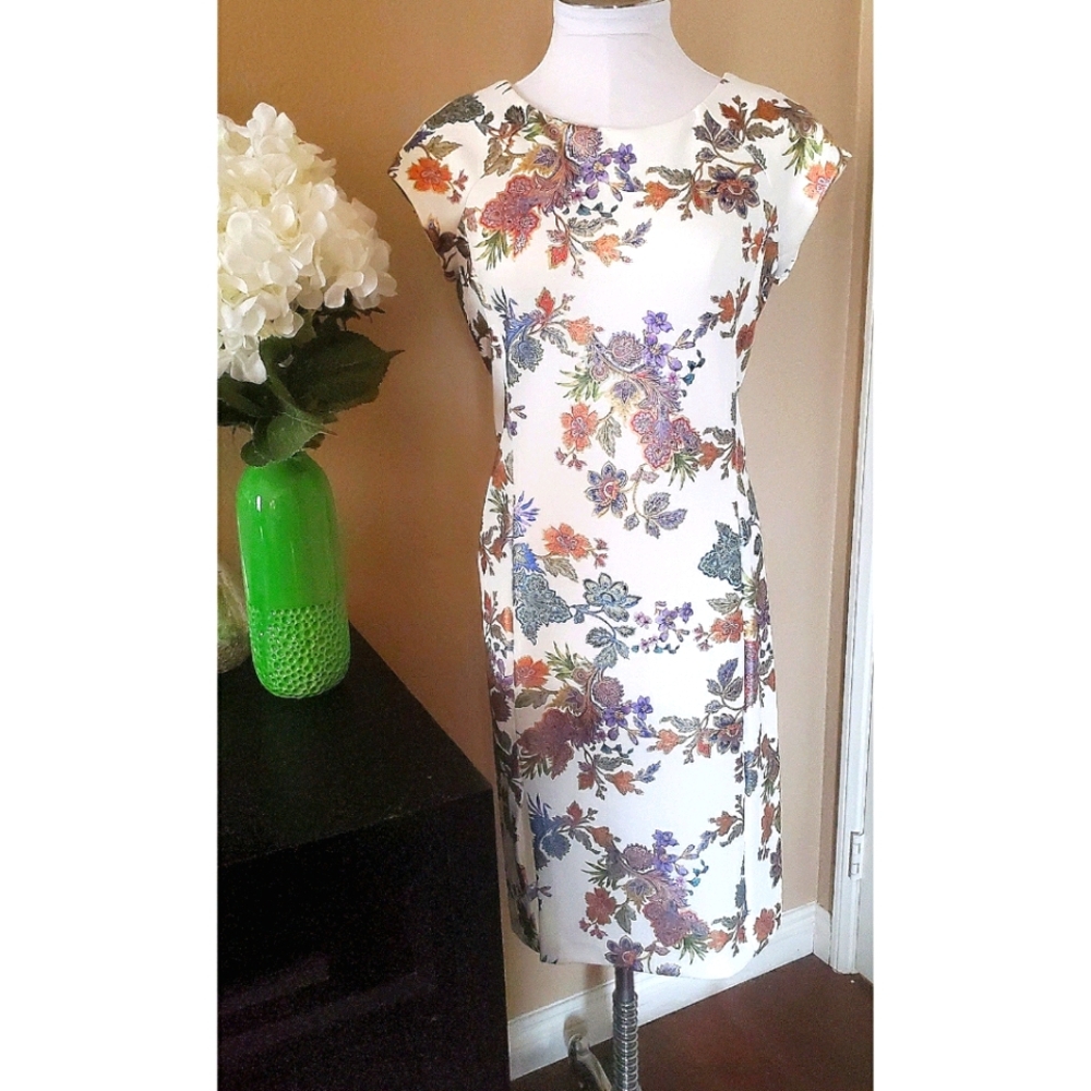 Beautifully feminine ECI New York dress